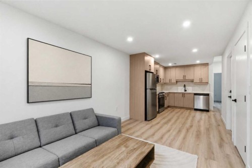 2119 Mackay Road Nw, Calgary, AB 