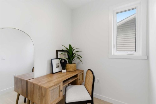 2119 Mackay Road Nw, Calgary, AB 