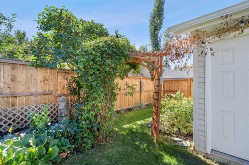 4553 Passchendaele Road Sw, Calgary, AB 