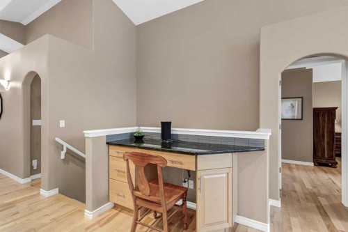 10 Strathlea Grove Sw, Calgary, AB 