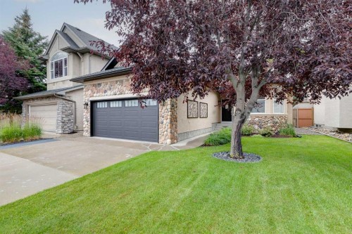 10 Strathlea Grove Sw, Calgary, AB 