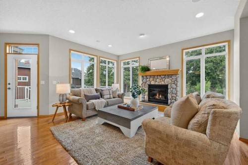 15 Rosery Drive Nw, Calgary, AB 