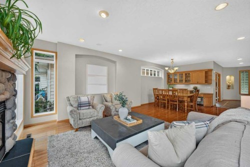 15 Rosery Drive Nw, Calgary, AB 