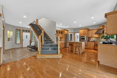 15 Rosery Drive Nw, Calgary, AB 