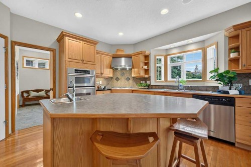15 Rosery Drive Nw, Calgary, AB 