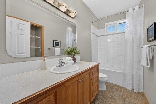 15 Rosery Drive Nw, Calgary, AB 