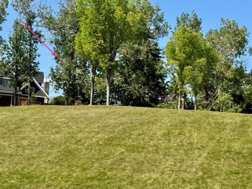 15 Rosery Drive Nw, Calgary, AB 