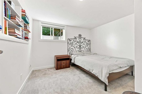 267 Brookgreen Drive Sw, Calgary, AB 