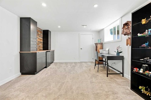267 Brookgreen Drive Sw, Calgary, AB 