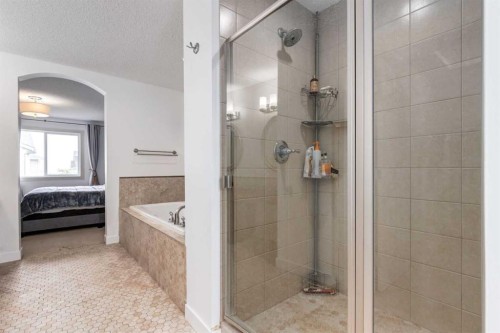 133 Copperleaf Bay Se, Calgary, AB 