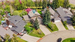 36 Varsity Estates Court NW Calgary, AB T3B 5B1