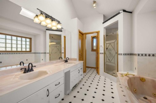 52 Edgeview Road Nw, Calgary, AB 