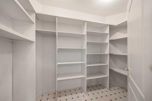 52 Edgeview Road Nw, Calgary, AB 