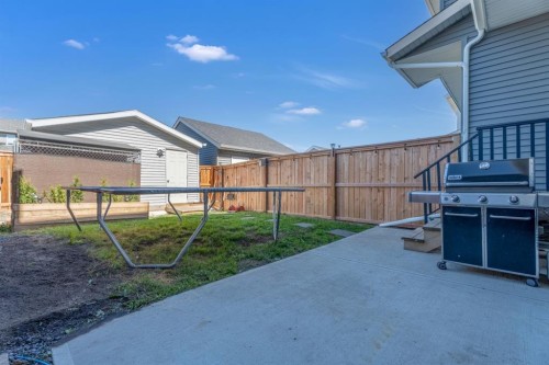44 D'Arcy Boulevard, Okotoks, AB - Outdoor
