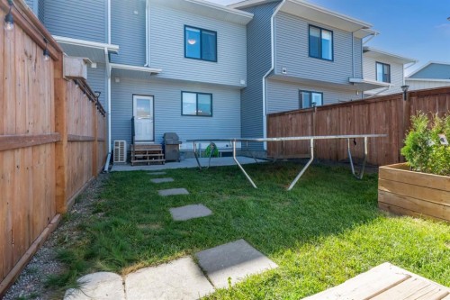 44 D'Arcy Boulevard, Okotoks, AB - Outdoor