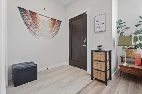 44 D'Arcy Boulevard, Okotoks, AB - Indoor Photo Showing Other Room