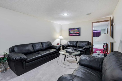 163 Lake Sylvan Close Se, Calgary, AB 
