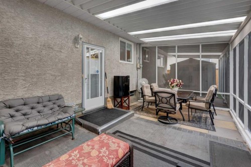 163 Lake Sylvan Close Se, Calgary, AB 