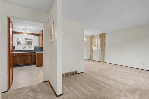 163 Lake Sylvan Close Se, Calgary, AB 
