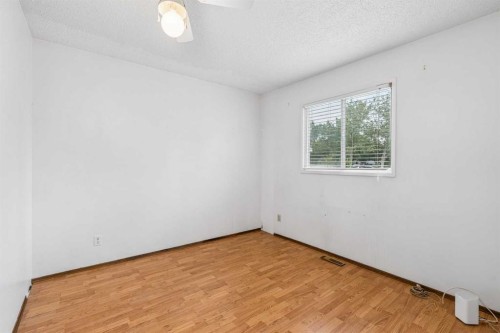 120 Huntington Green Ne, Calgary, AB 