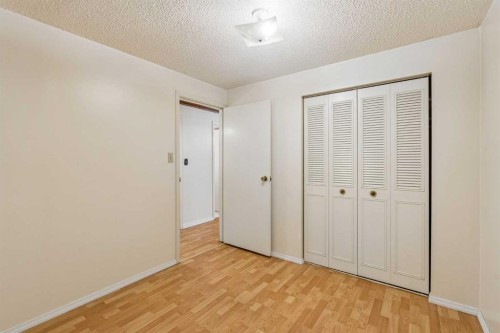 120 Huntington Green Ne, Calgary, AB 
