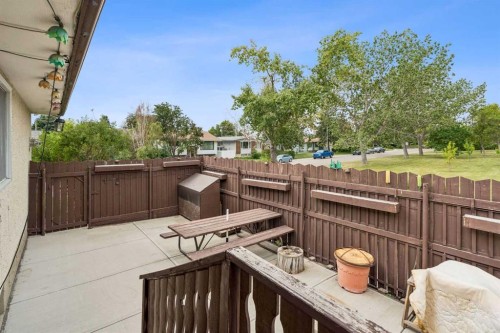 120 Huntington Green Ne, Calgary, AB 