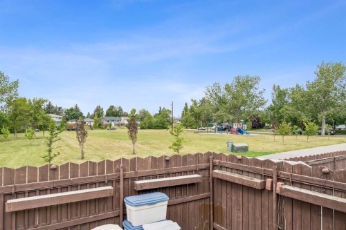 120 Huntington Green Ne, Calgary, AB 