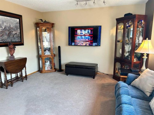 173 Cranfield Green Se, Calgary, AB 