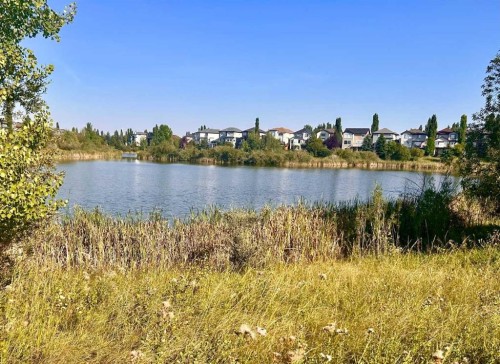 173 Cranfield Green Se, Calgary, AB 