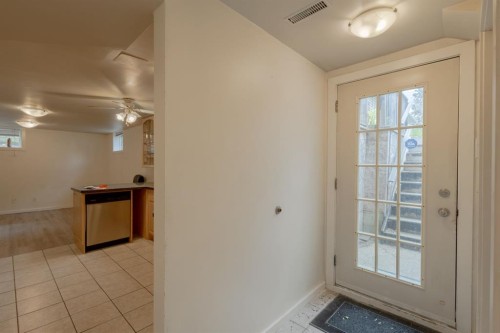 2110 26 Avenue Sw, Calgary, AB 