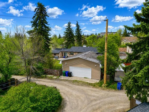 2110 26 Avenue Sw, Calgary, AB 