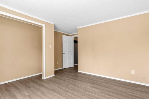 197 Spring Dale Circle Se, Airdrie, AB - Indoor Photo Showing Other Room