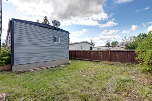 197 Spring Dale Circle Se, Airdrie, AB - Outdoor