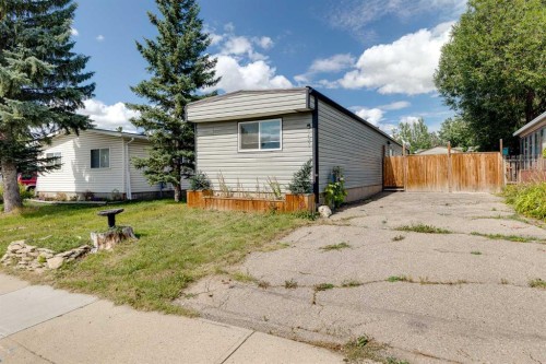 197 Spring Dale Circle Se, Airdrie, AB - Outdoor