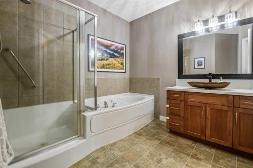 233-20 Discovery Ridge Close Sw, Calgary, AB 