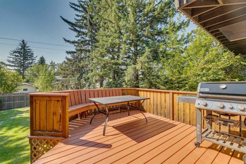 1423 75 Avenue Sw, Calgary, AB 