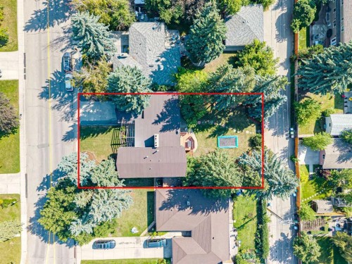1423 75 Avenue Sw, Calgary, AB 
