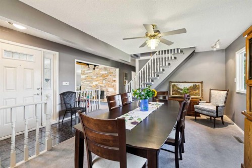 1423 75 Avenue Sw, Calgary, AB 