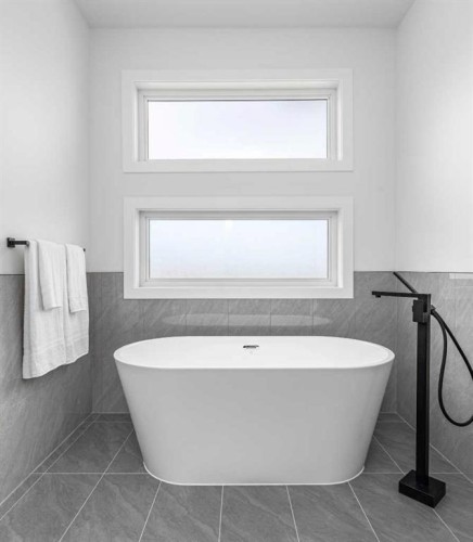 423 Hendon Drive Nw, Calgary, AB 