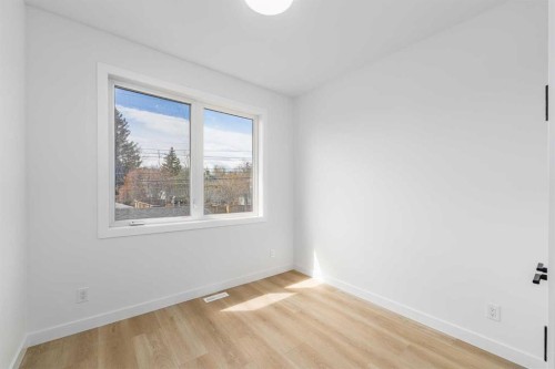 423 Hendon Drive Nw, Calgary, AB 