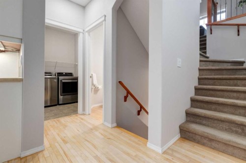 102 Springborough Point Sw, Calgary, AB 