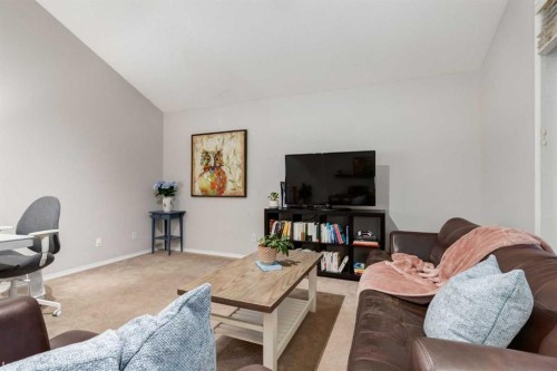102 Springborough Point Sw, Calgary, AB 