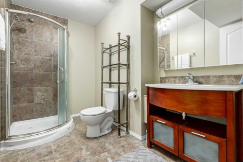 102 Springborough Point Sw, Calgary, AB 