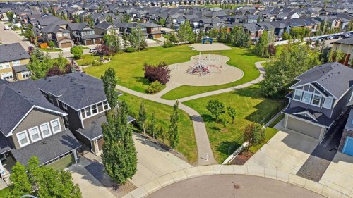 141 Evanspark Gardens Nw, Calgary, AB 