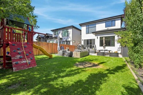 421 29 Avenue Ne, Calgary, AB 
