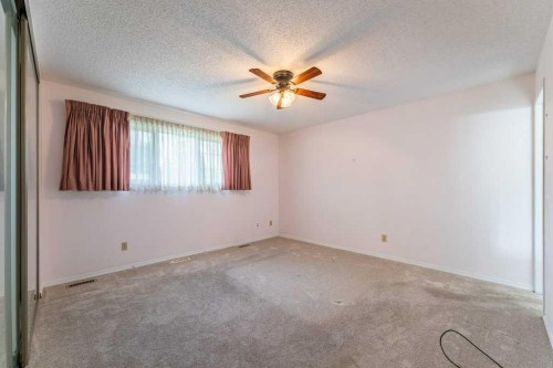 3239 Oakwood Drive Sw, Calgary, AB 