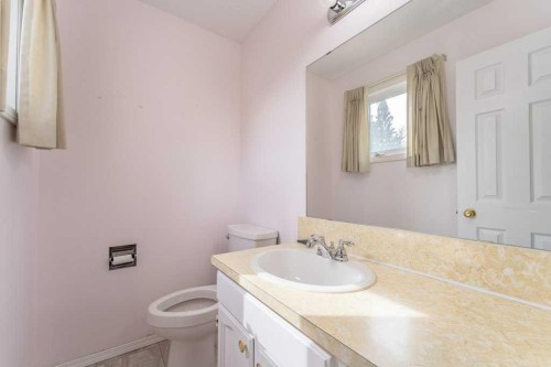 3239 Oakwood Drive Sw, Calgary, AB 
