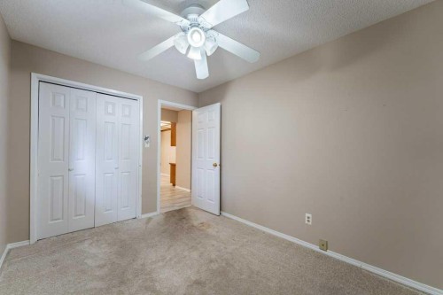 3239 Oakwood Drive Sw, Calgary, AB 