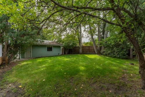 3239 Oakwood Drive Sw, Calgary, AB 