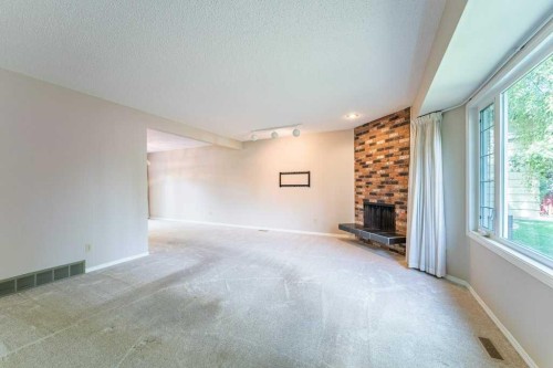 3239 Oakwood Drive Sw, Calgary, AB 